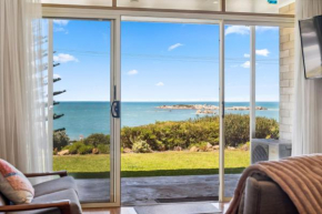 Casa Blanca at the Dolphins family friendly WiFi Port Elliot